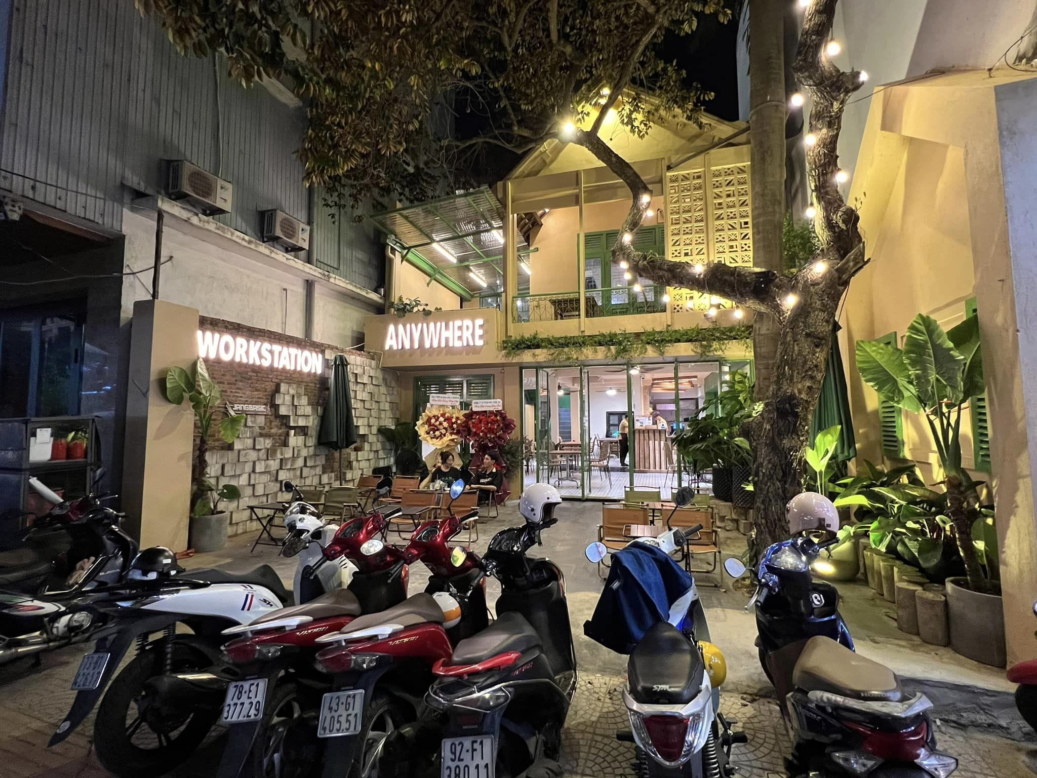 Anywhere Coffee & Workstation