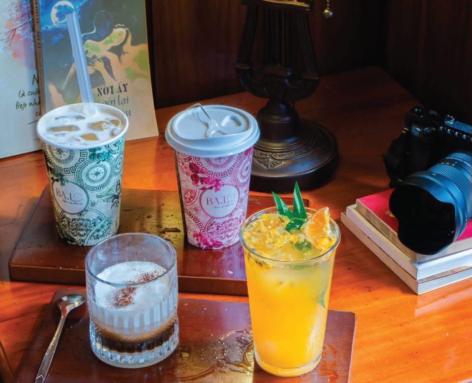 ba.lo oolong tea coffee