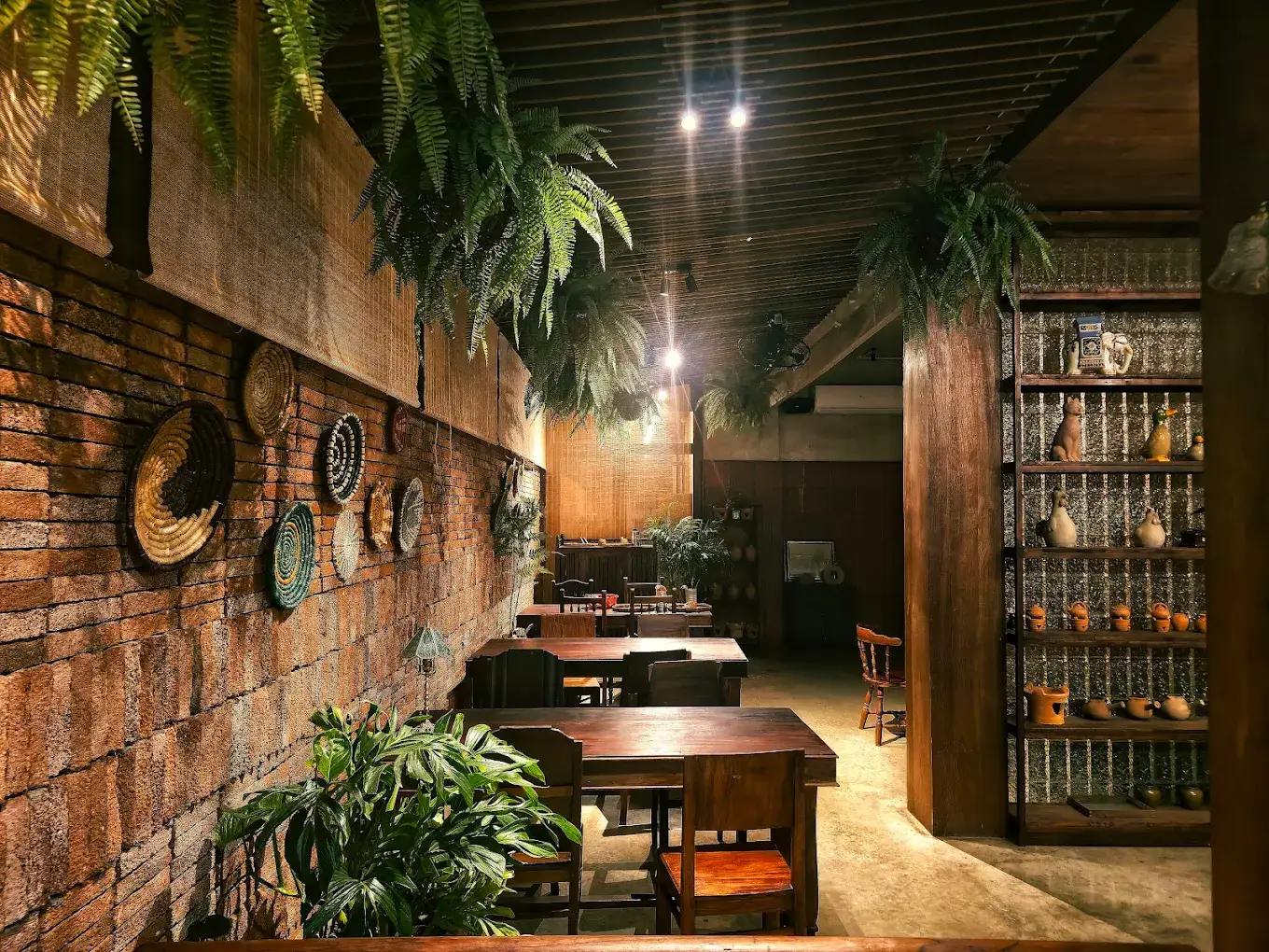 Đánh giá vị trí & địa điểm