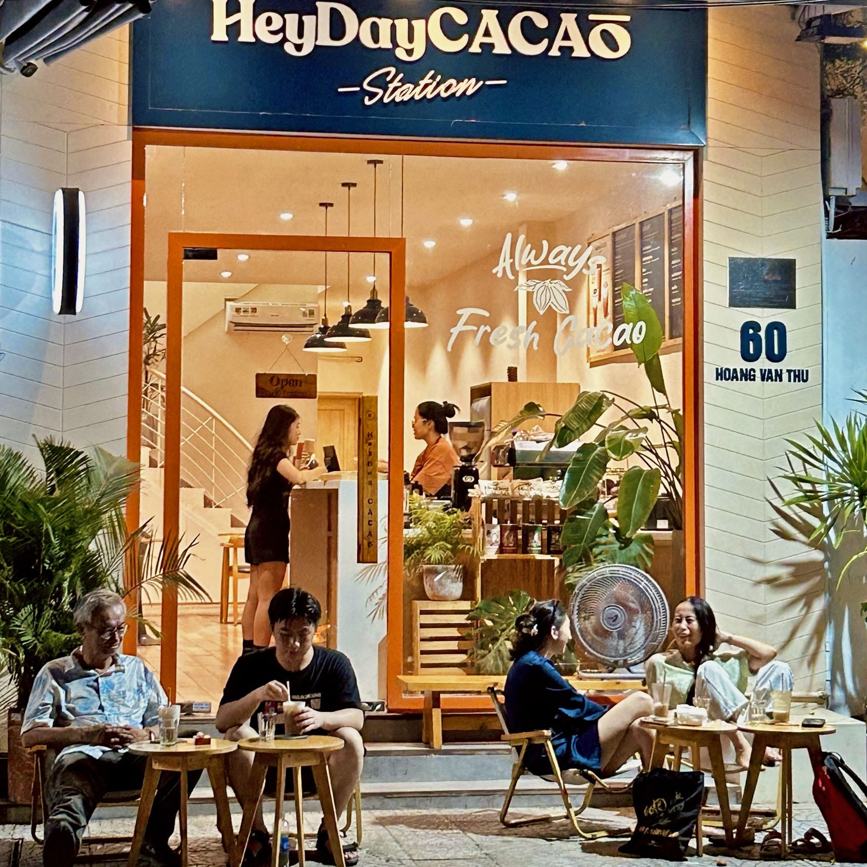 Đánh giá không gian của quán