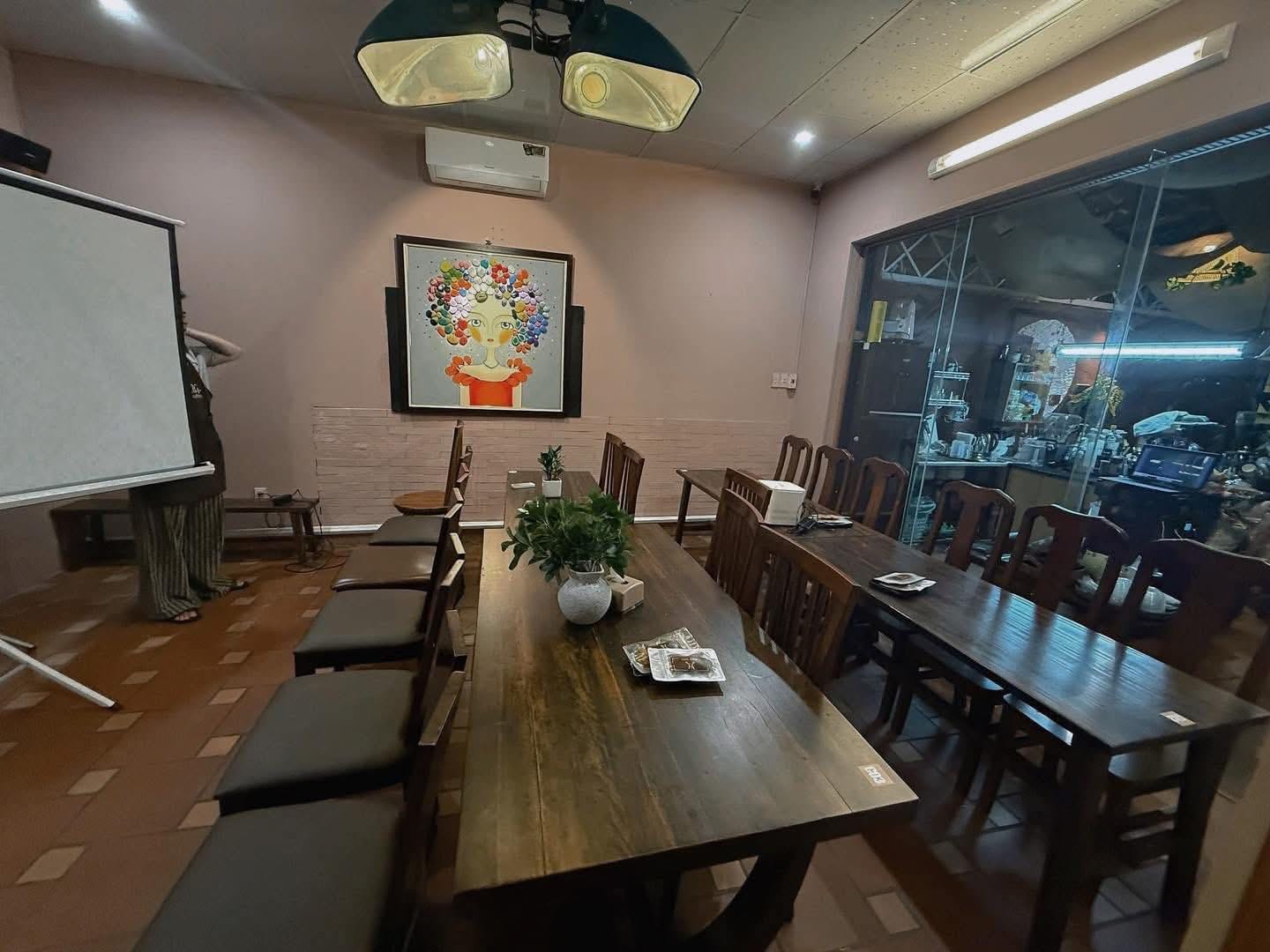 Không gian tại quán