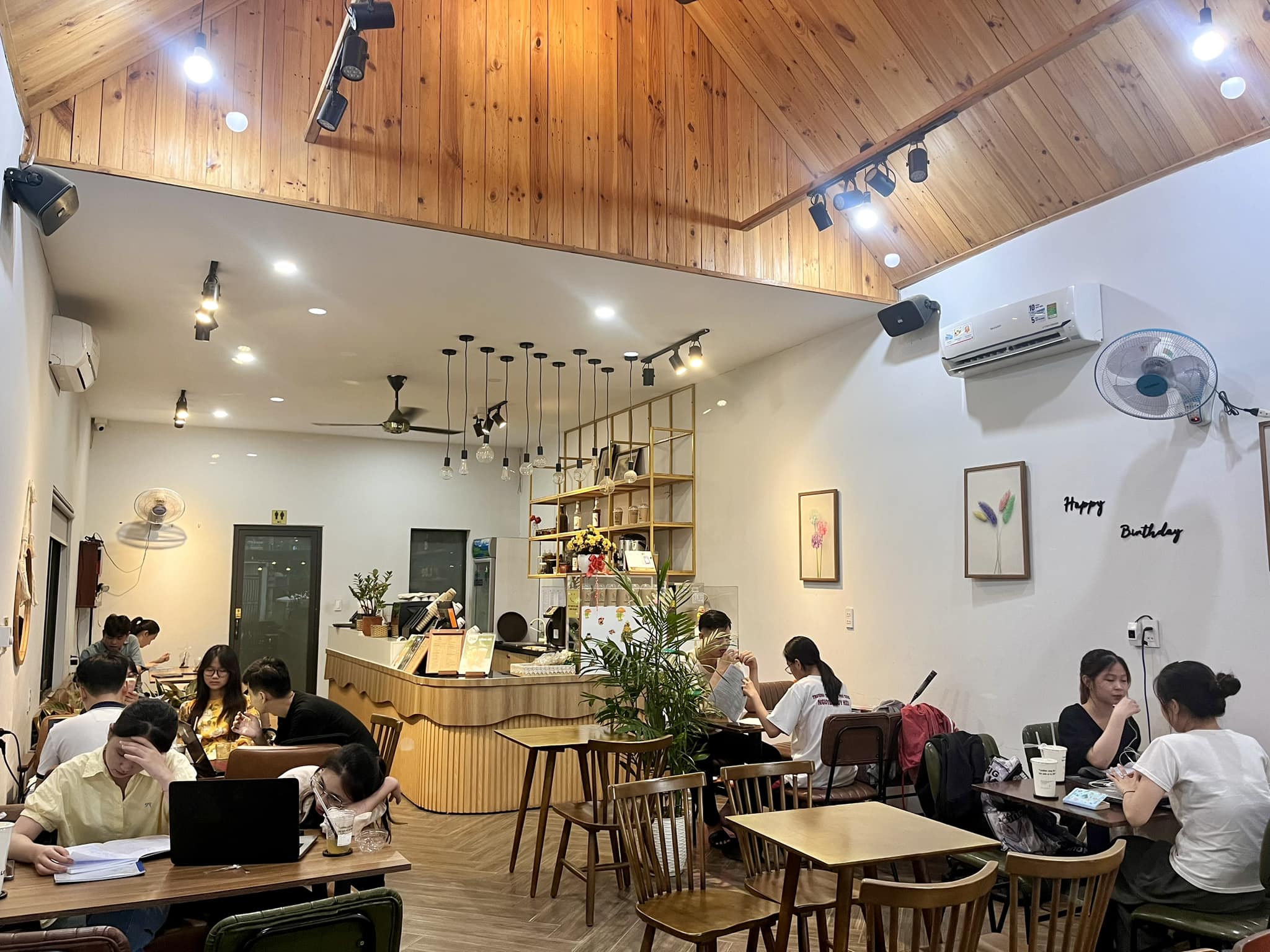 Đánh giá vị trí