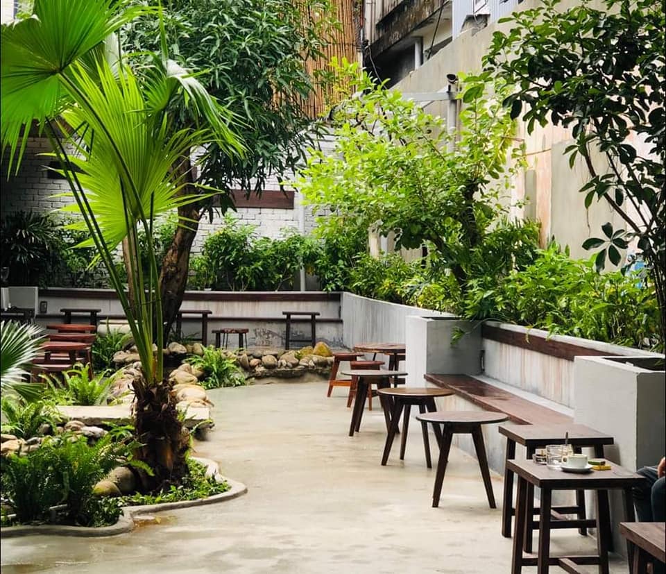 Đánh giá không gian của quán