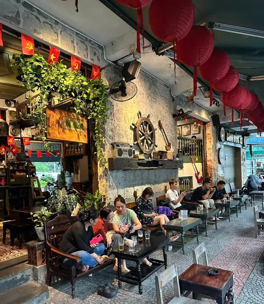 Đánh giá không gian và hình ảnh