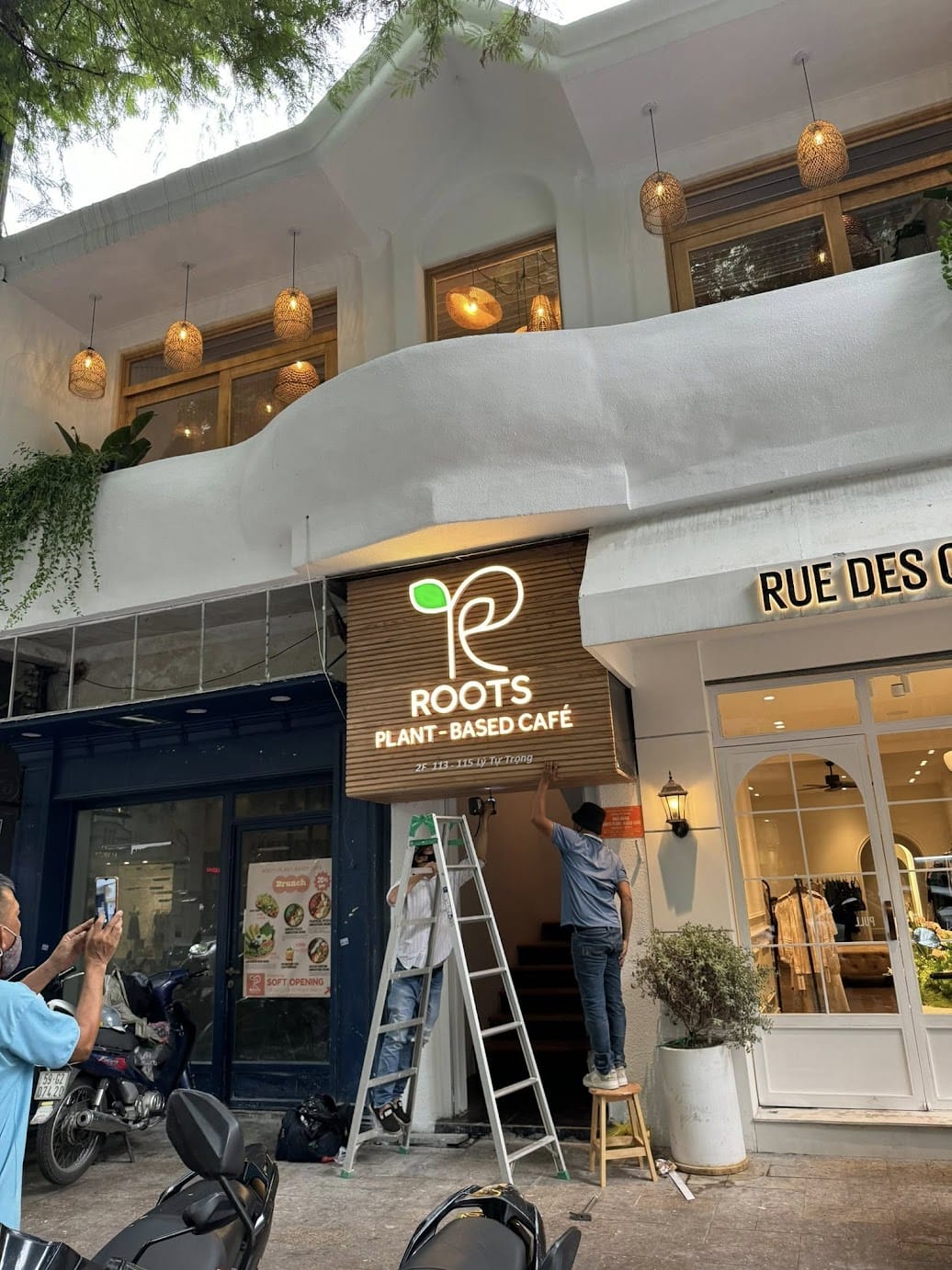 Đánh giá vị trí xung quanh