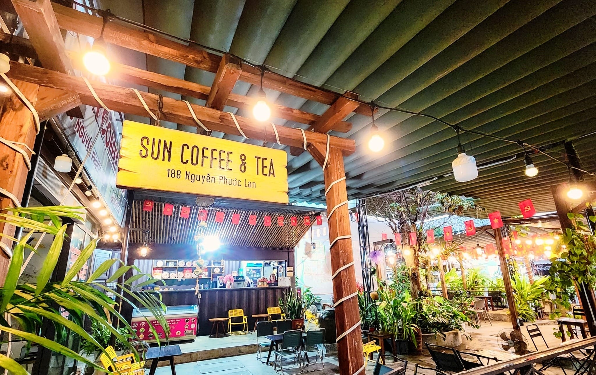 Đánh giá không gian & hình ảnh