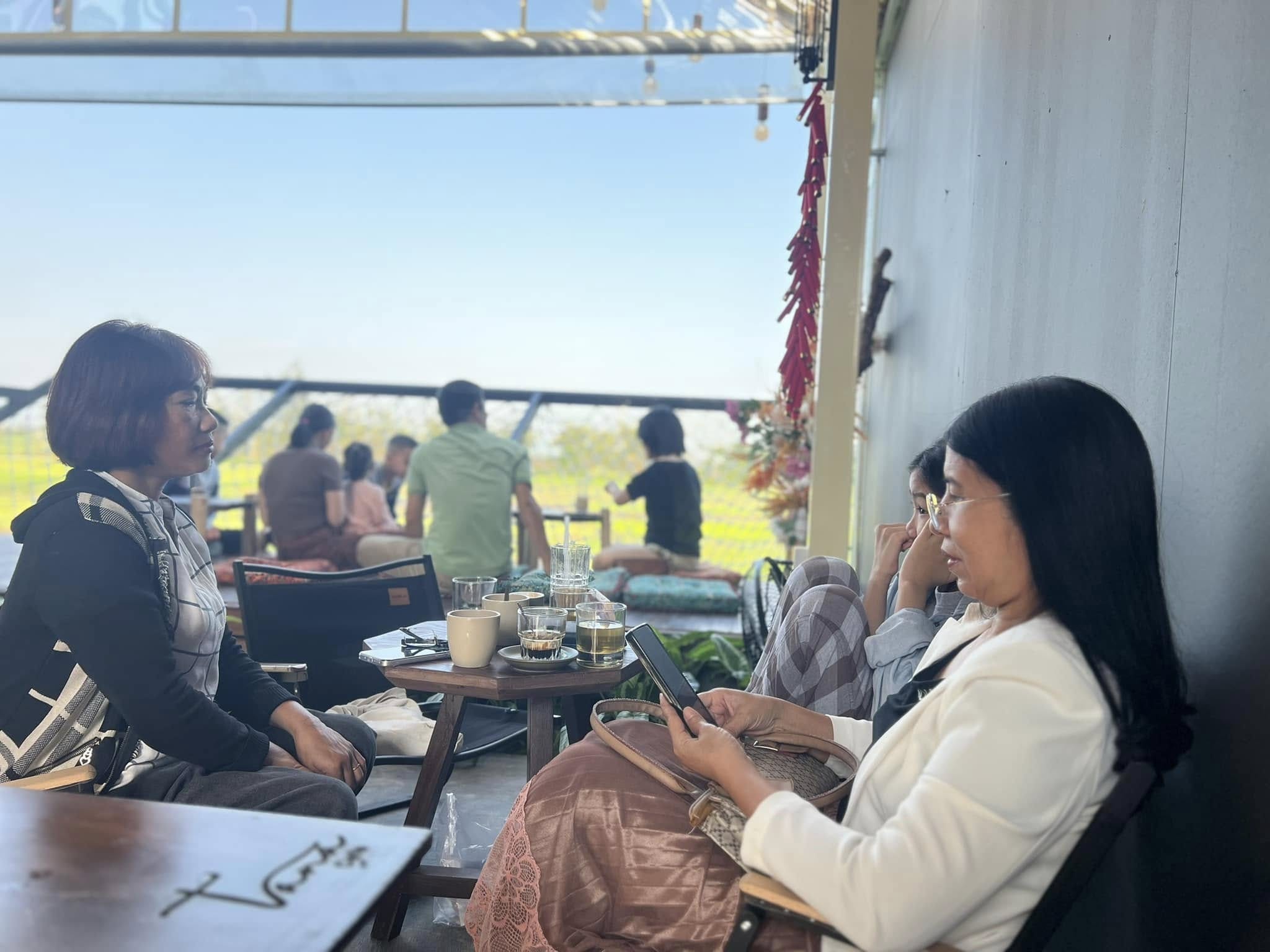 Đánh giá vị trí & khu vực xung quanh