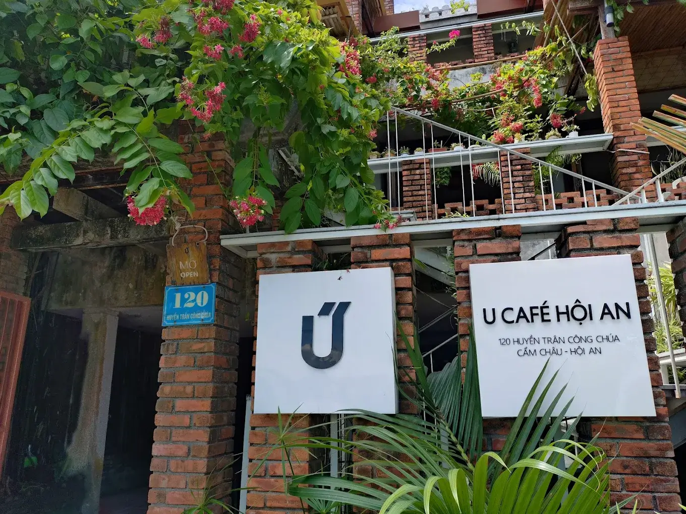 Quán cà phê U Hội An