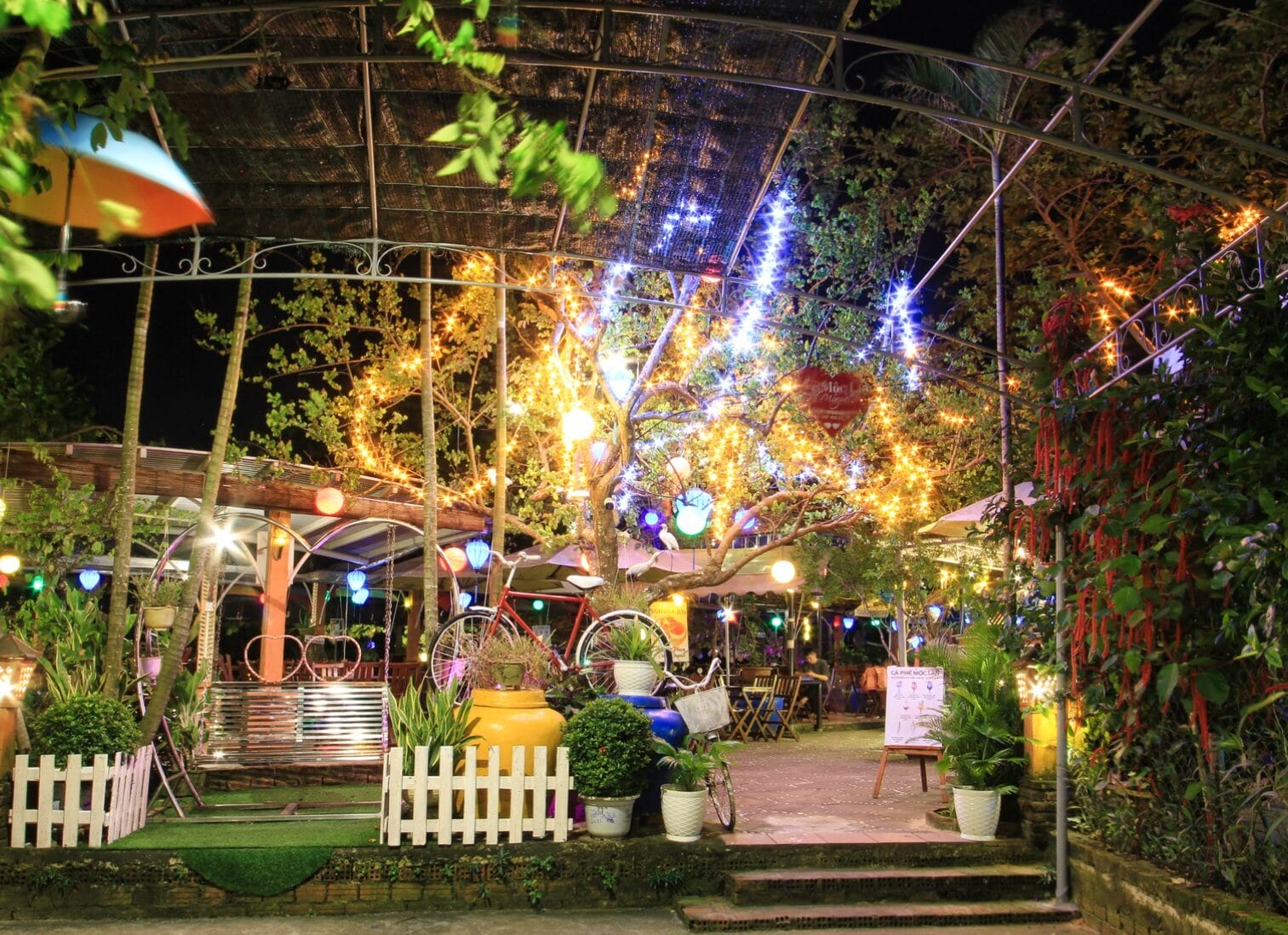 Mộc Lan Coffee là lựa chọn phù hợp nếu bạn ưu tiên sự yên tĩnh, giá hợp lý và dịch vụ giản dị