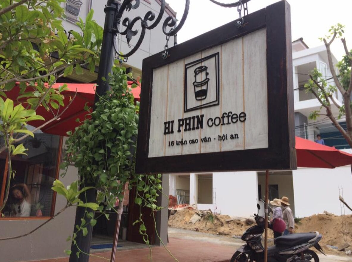 Hi Phin Coffee House sở hữu một vị trí cực kỳ "đắt giá"