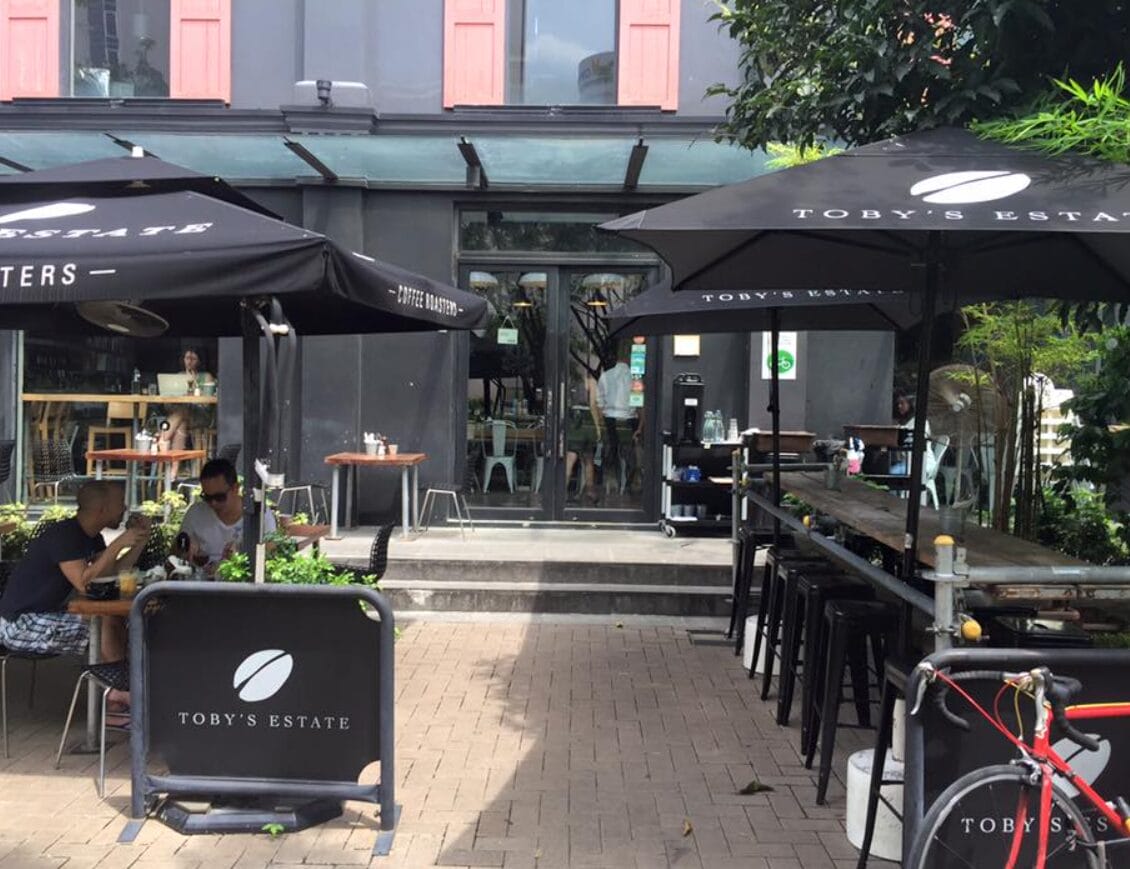 Quán chinh phục thực khách bằng ngôn ngữ của một "ngôi nhà cà phê" thực thụ: tinh tế, gọn gàng và đầy chiều sâu.