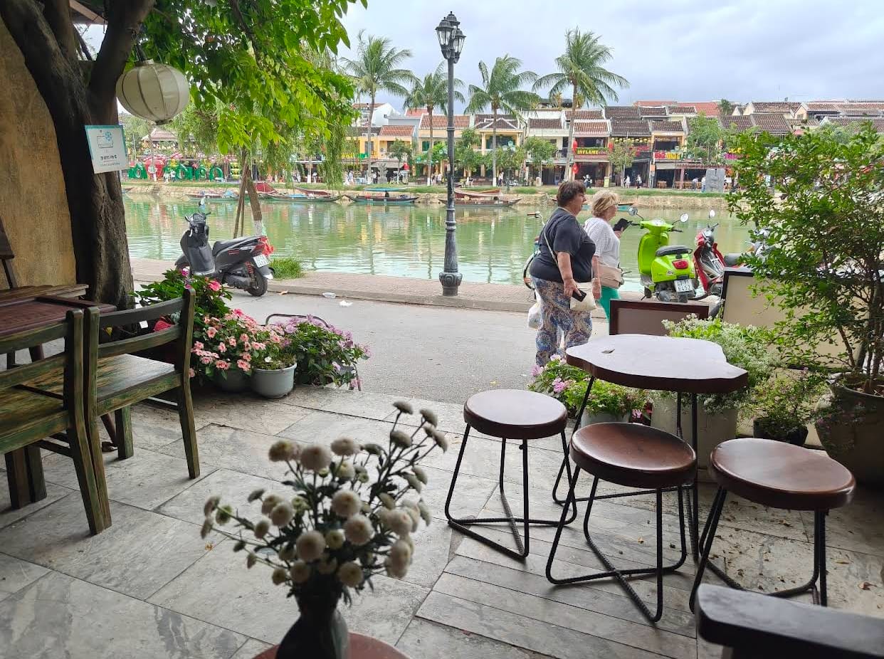 tầng trệt - cafe inn hội an