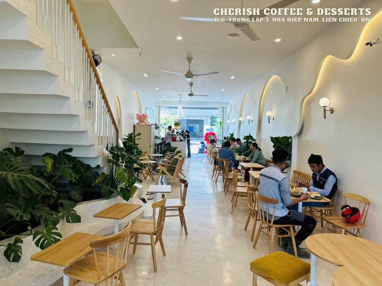 Đánh giá không gian & hình ảnh