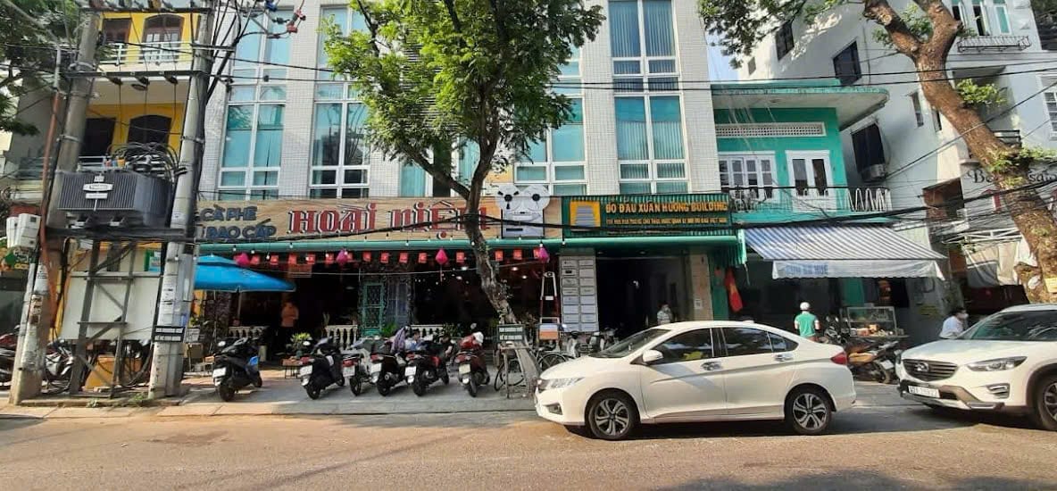 Cà phê Hoài Niệm