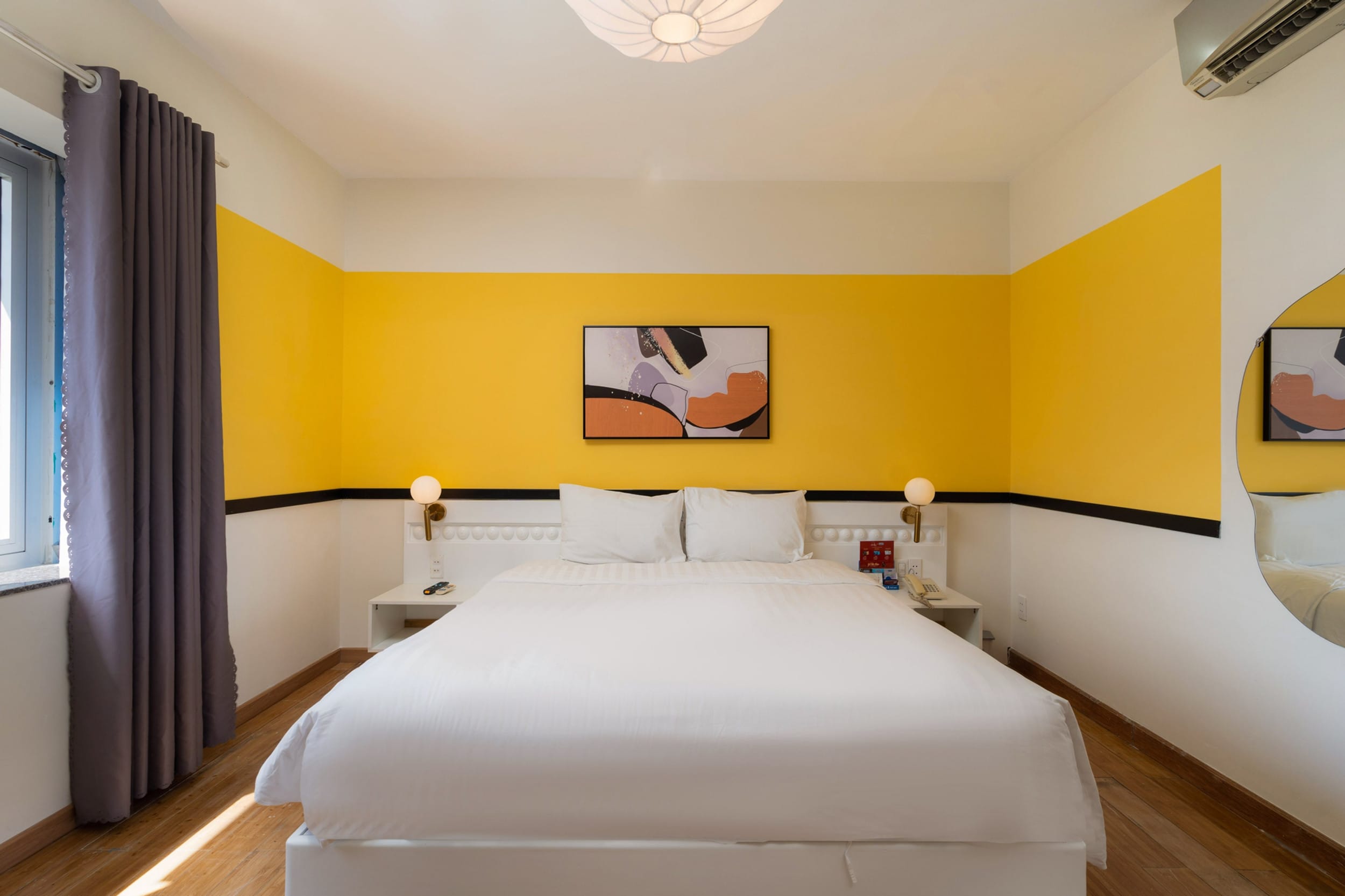 Khách sạn đường Nguyễn Tất Thành Đà Nẵng