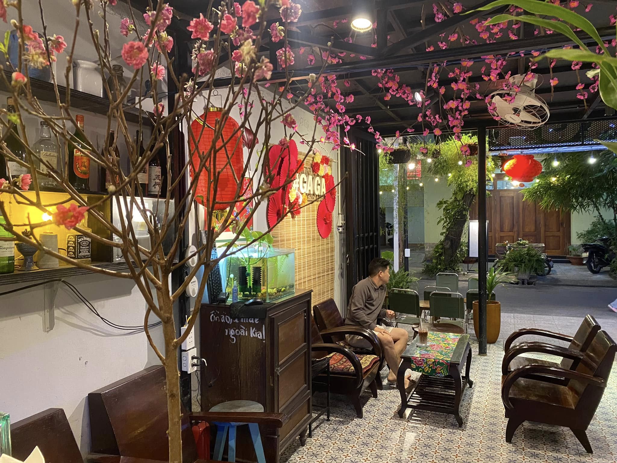 không gian quán - gaga cafe