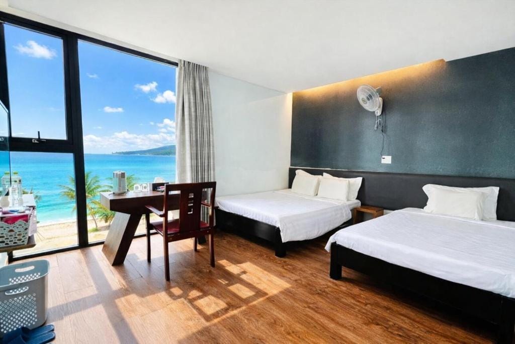 Khách sạn đường Nguyễn Tất Thành Đà Nẵng