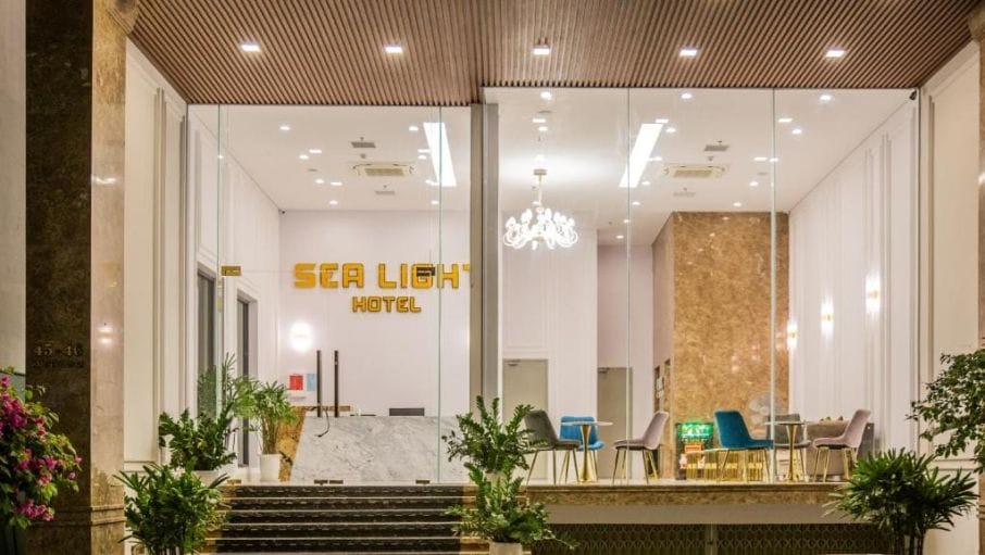 khách sạn gần cầu rồng đà nẵng