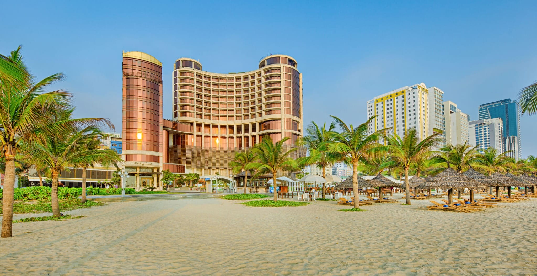 khách sạn gần chợ bắc mỹ an