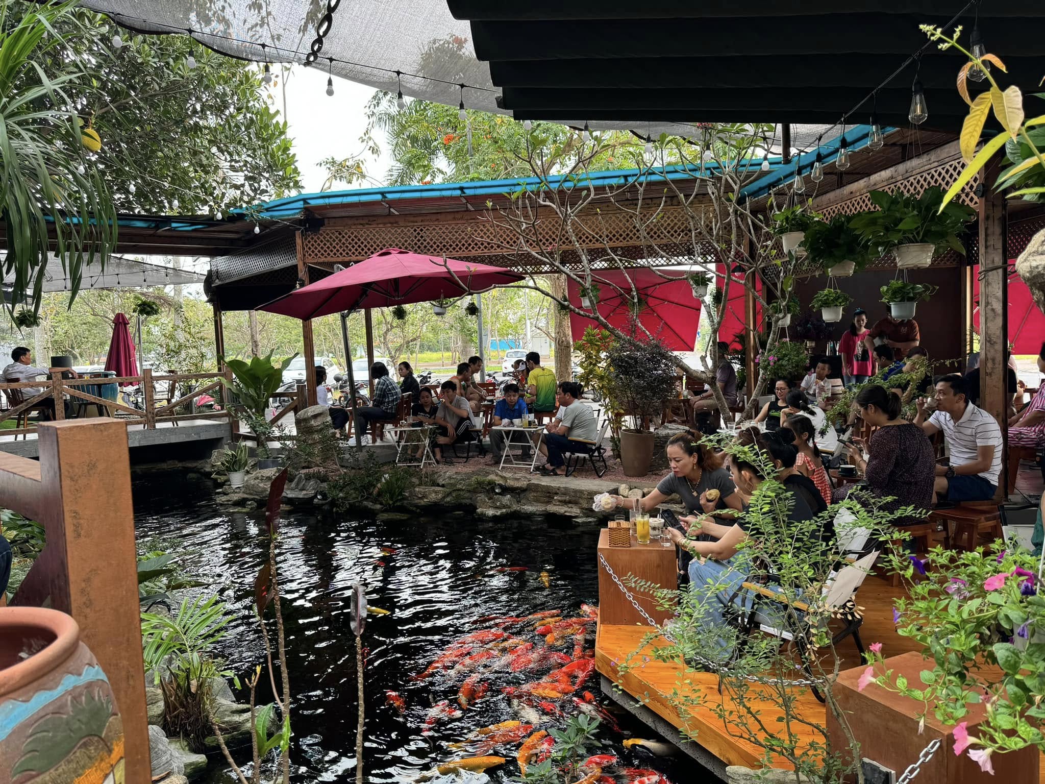 đánh giá của khách hàng - Mốt Coffee