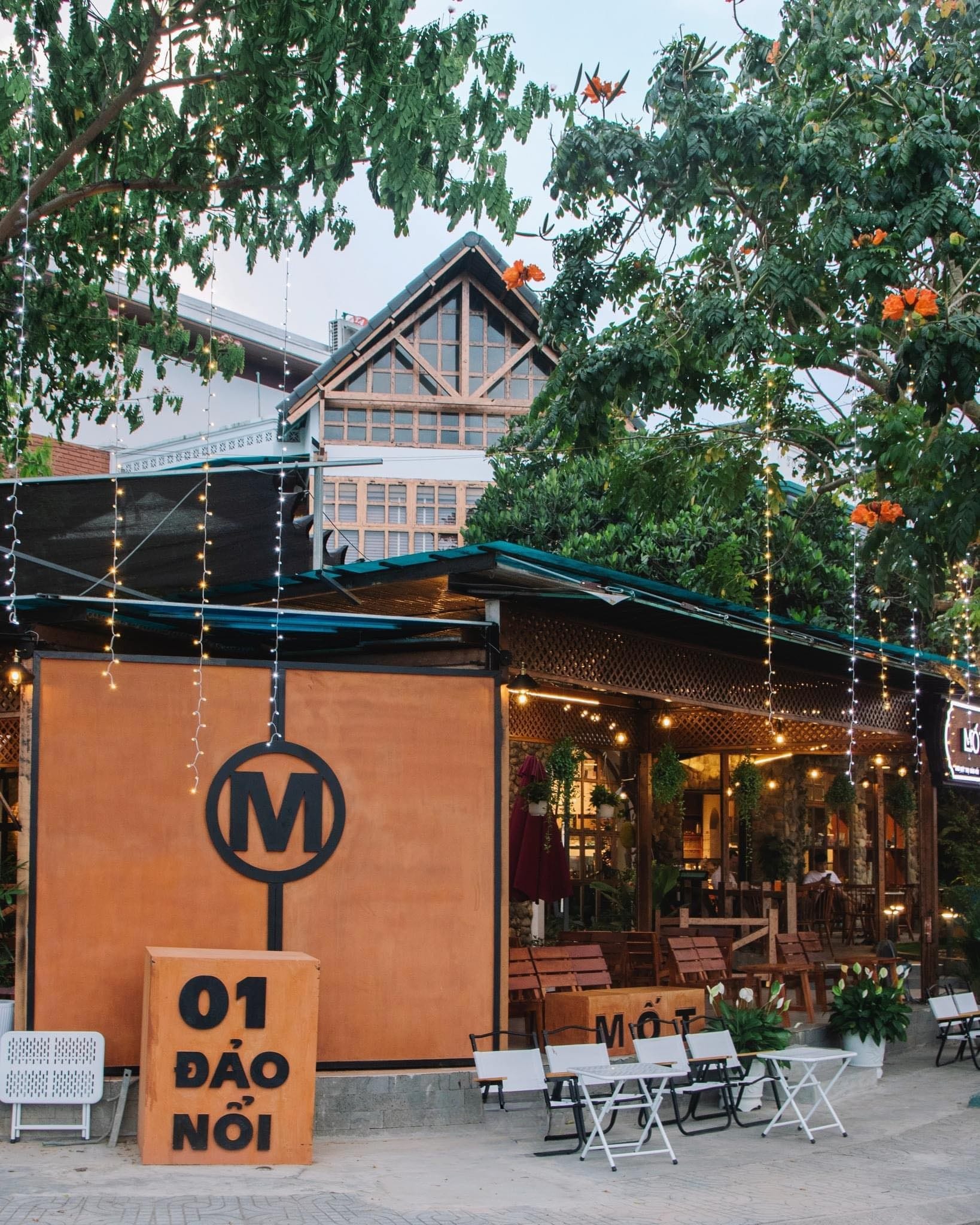 Giới thiệu - Mốt Coffee