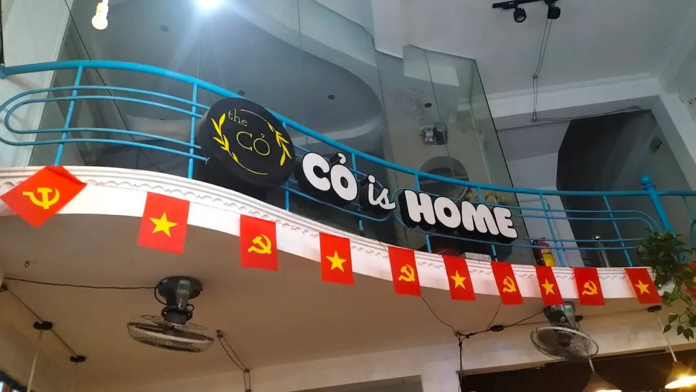 Tiệm Cà Phê Cỏ