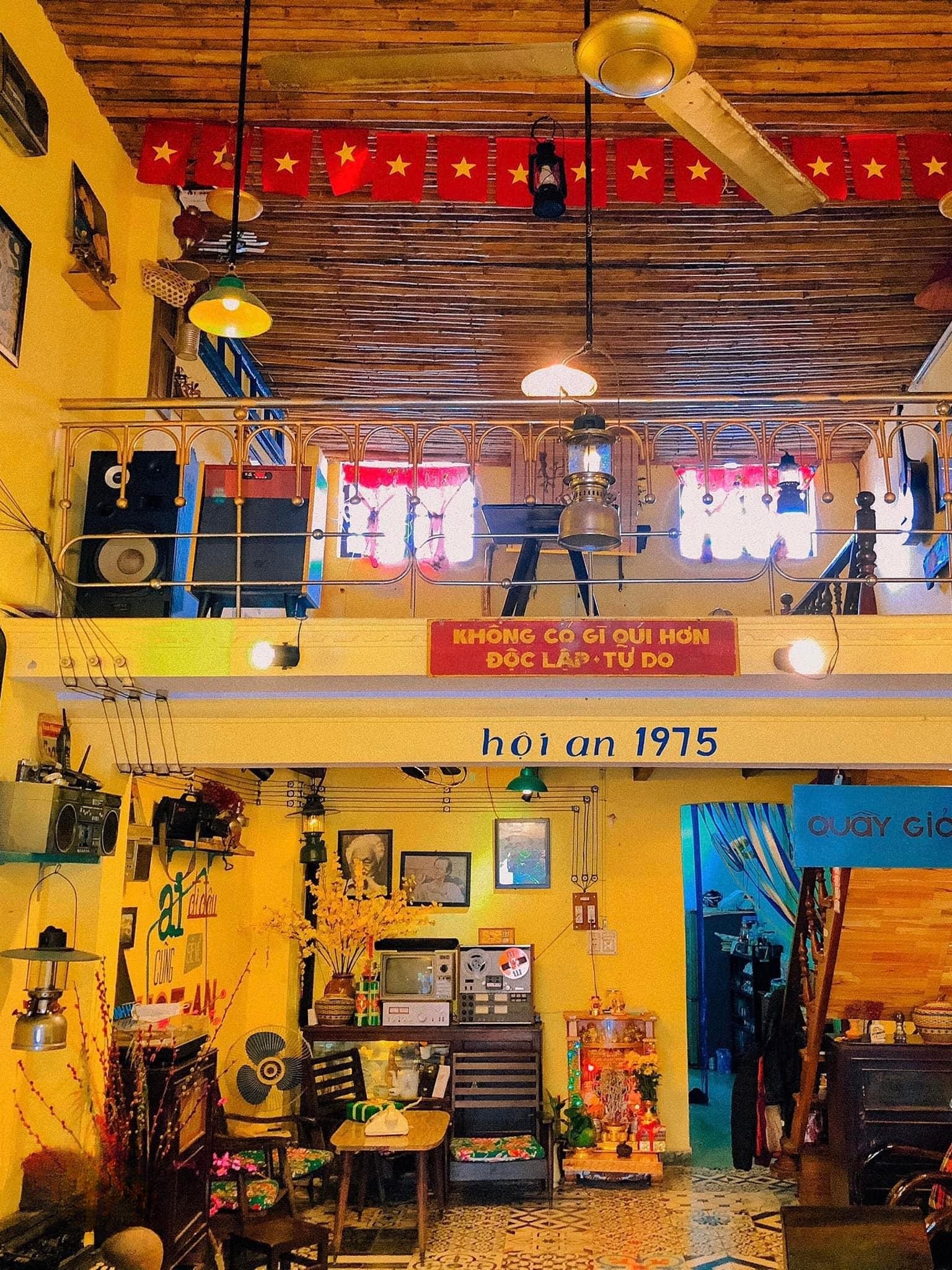 Không gian quán - tiệm cà phê hội an 1975