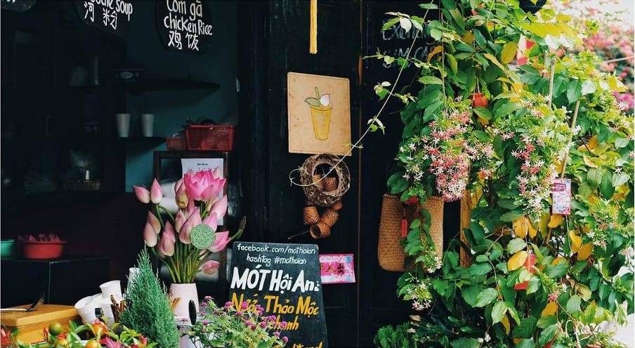 Mặt tiền Mót Hội An trong danh sách quán cafe Hội An view đẹp