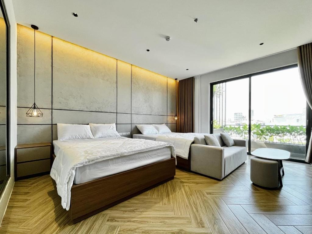 Khách sạn gần khu ăn vặt Phan Tứ