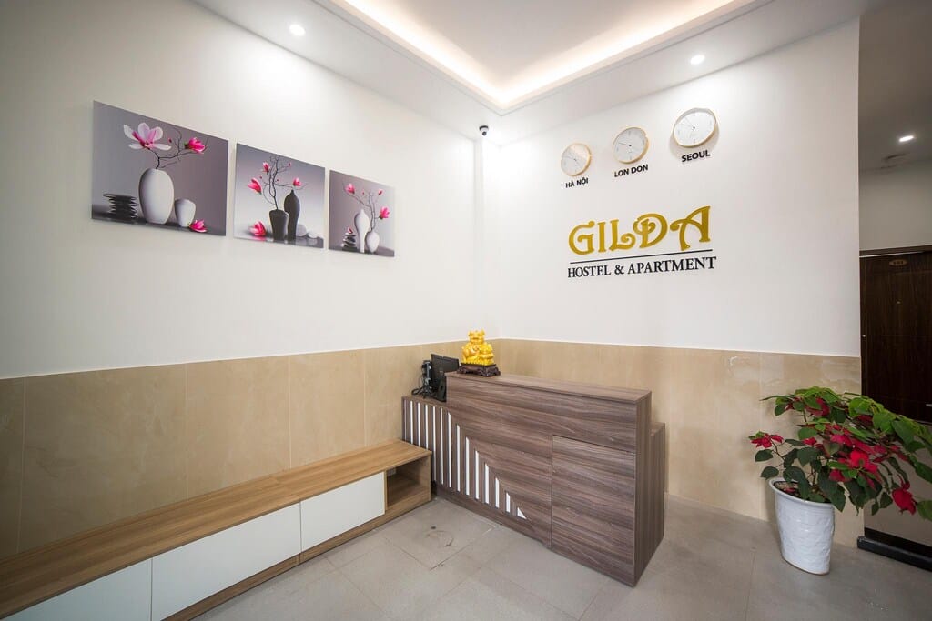 Khách sạn đường Cao Bá Quát